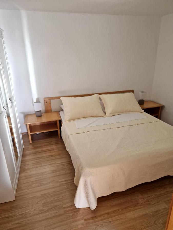 Apartment Misic Rtina Bagian luar foto