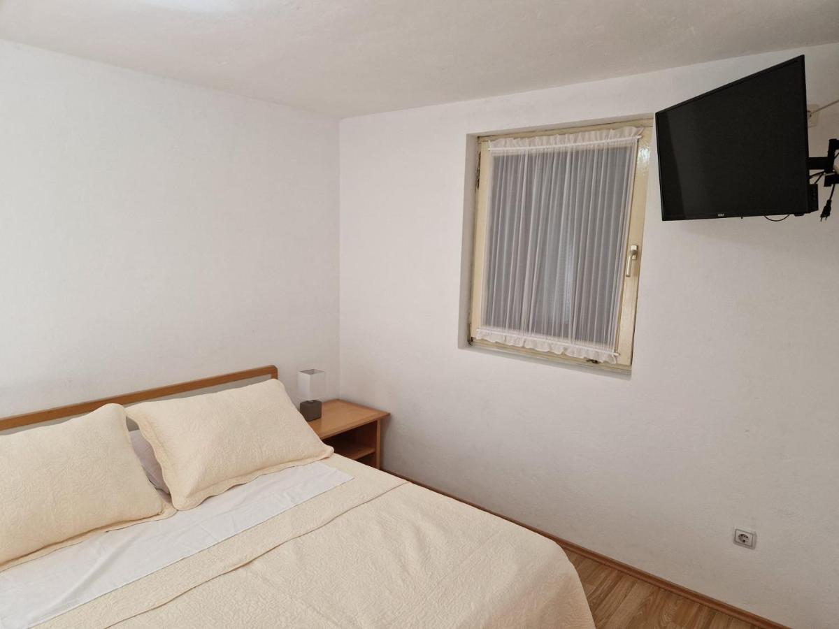 Apartment Misic Rtina Bagian luar foto